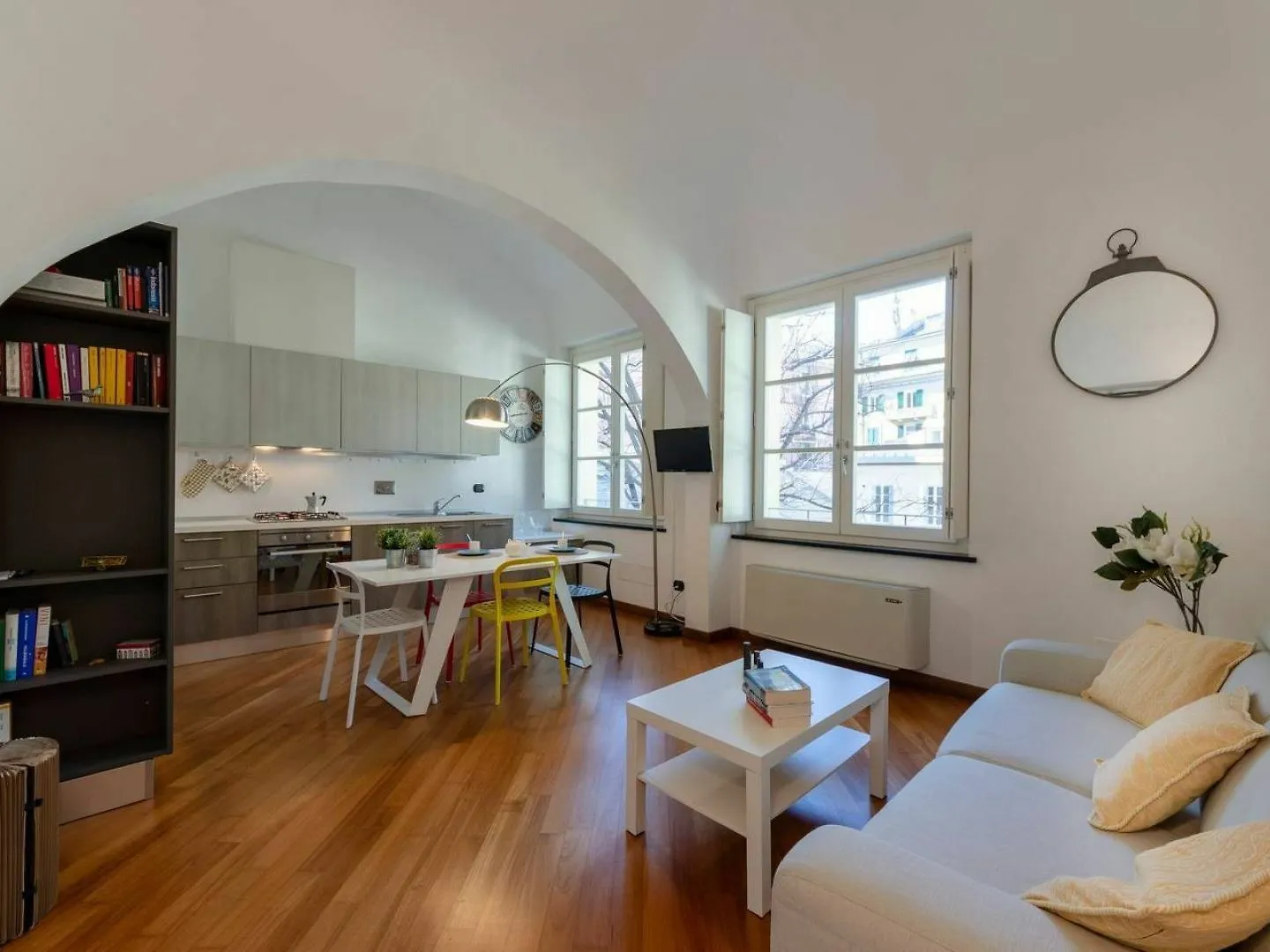 Altido Lovely Flat For 4 Near Piazza Corvetto Genoa 0*,