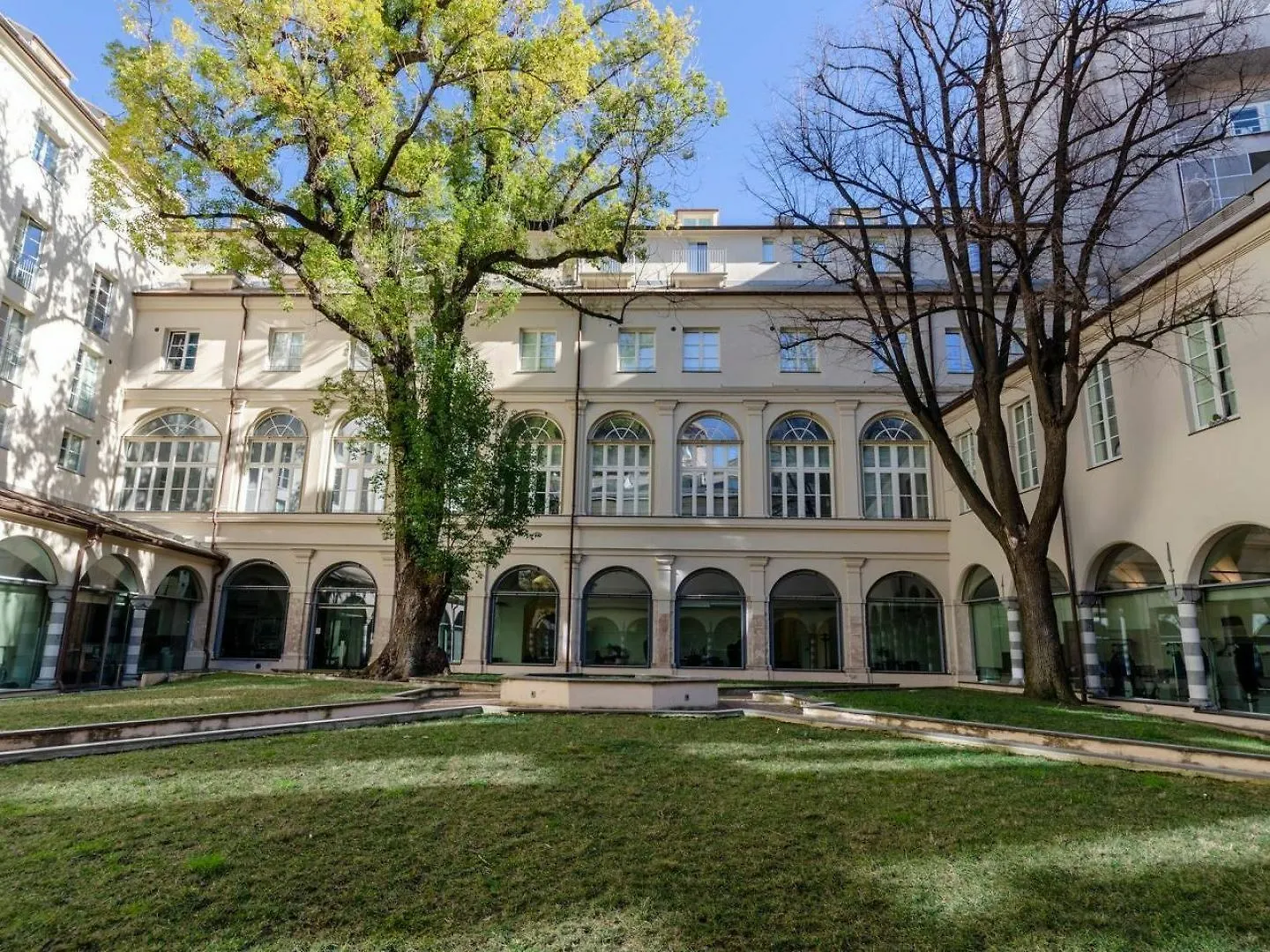 Altido Lovely Flat For 4 Near Piazza Corvetto Genoa Apartment
